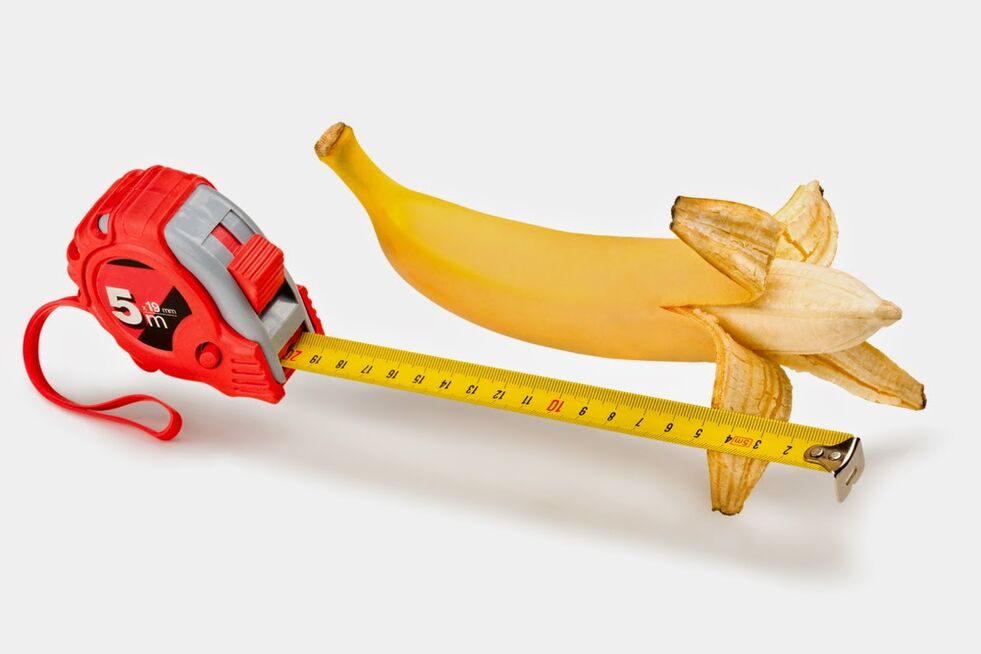 mengukur penis sebelum memperbesarnya menggunakan contoh pisang